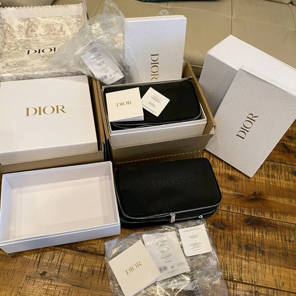Dior Backstage VIP Luxury Makeup Brush Set Four 4-piece Case & Gift Box